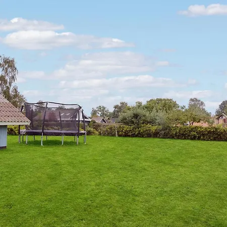 3 Bedroom Amazing In Holiday home *