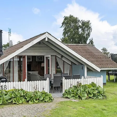Holiday home 3 Bedroom Amazing In *